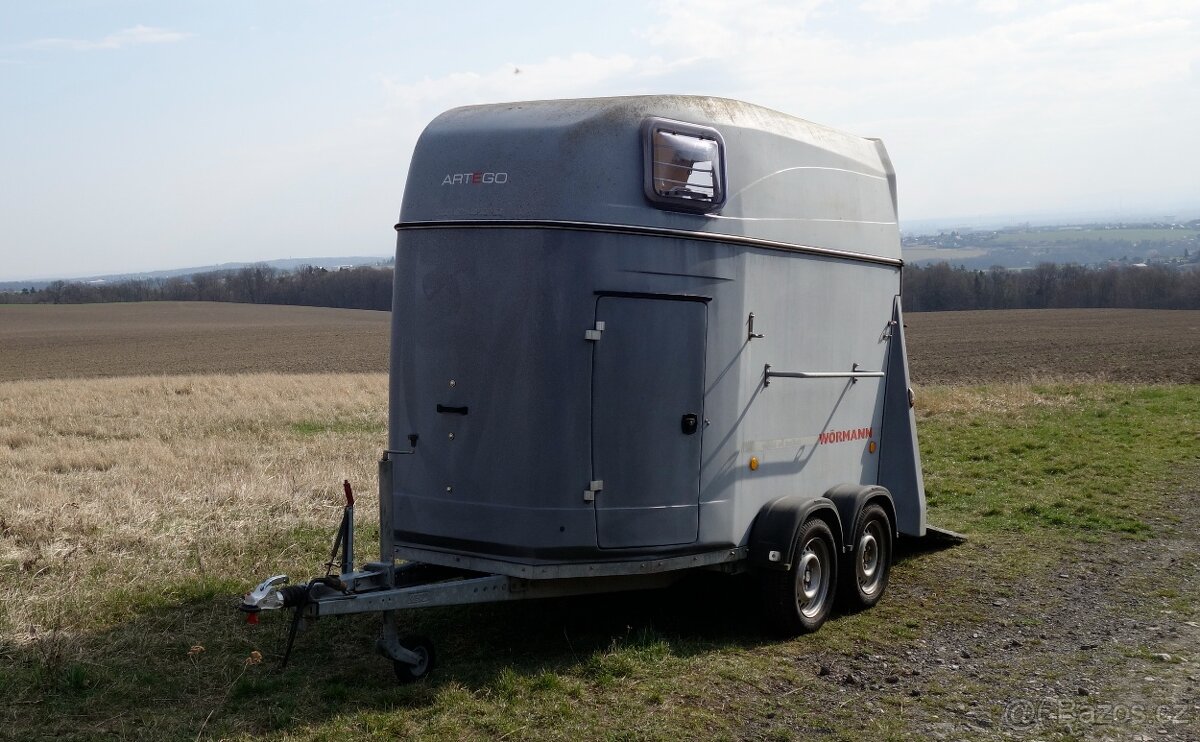 Přívěs pro přepravu koní - 2