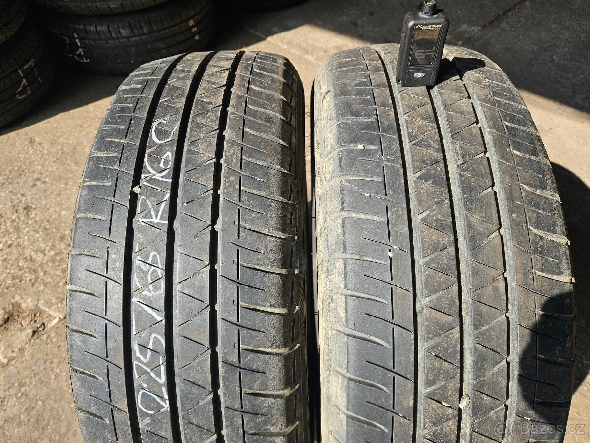 225/65 R16C - 2