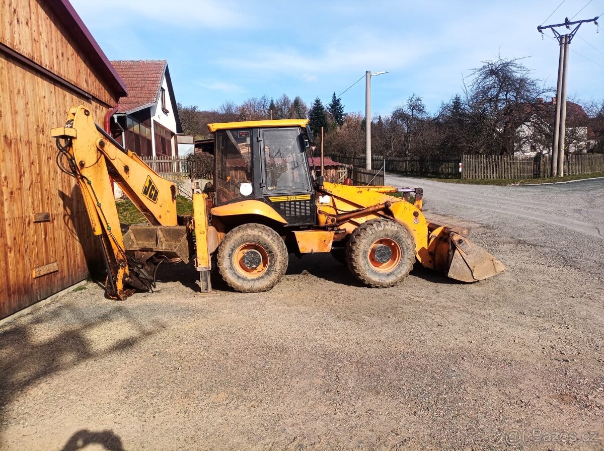 Traktor bagr JCB 2CX - 2
