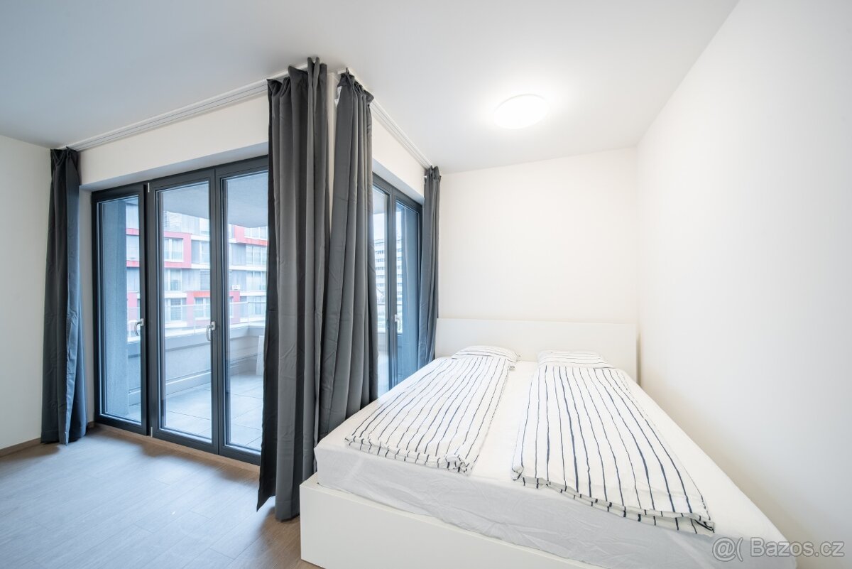 Pronájem – byt 1kk v lokalitě Libeň - 2
