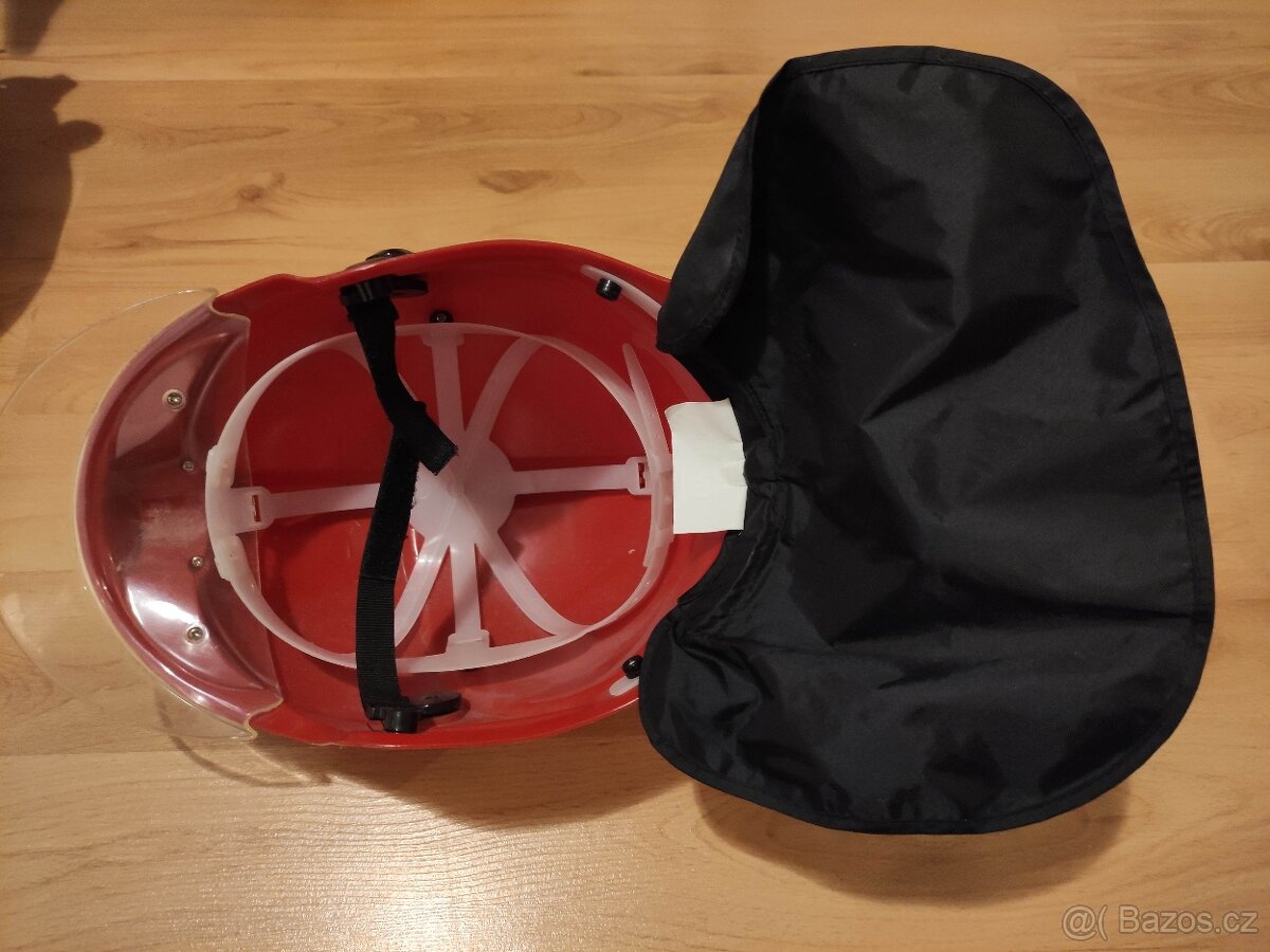 Hasičská helma - 2