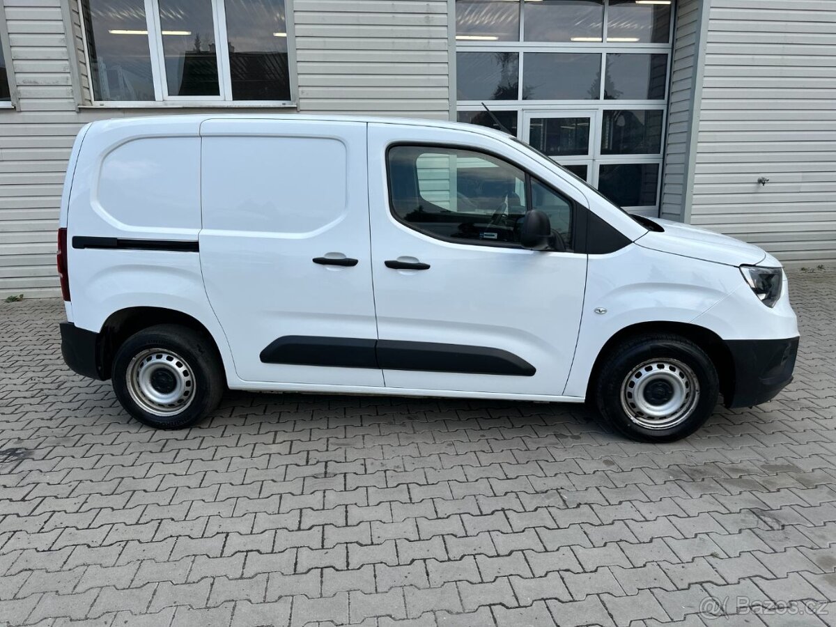 Opel Combo VAN-1.2i-81KW-DPH-KLIMA-ENJOY- - 2