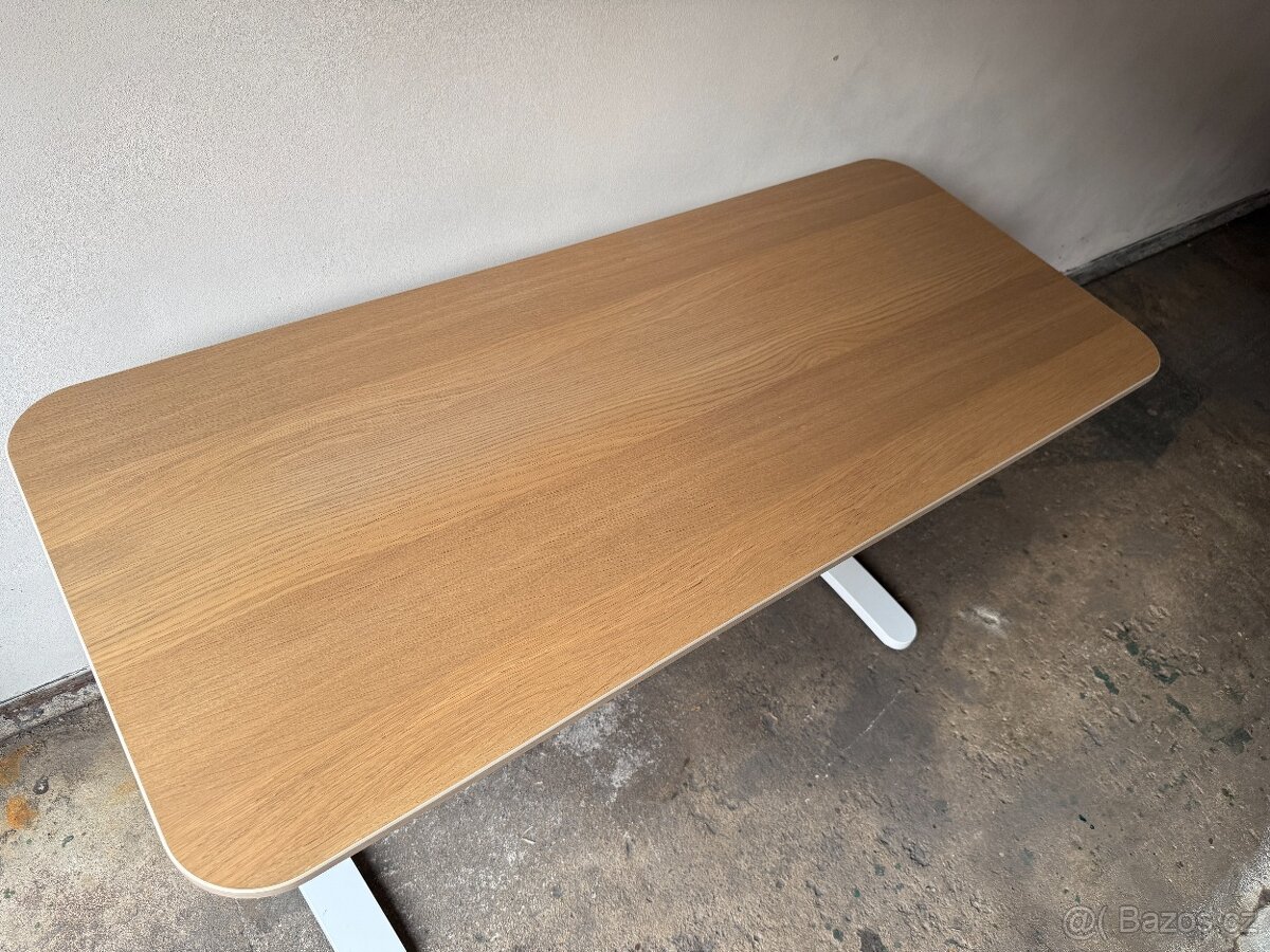 Psací stůl IKEA Bekant 140x70 cm - 2