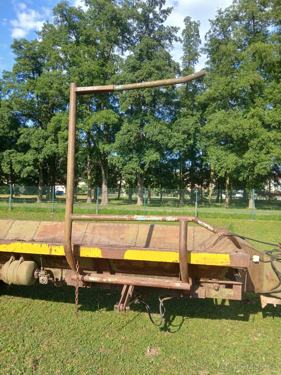 Nakládcí rameno na balíky - 2