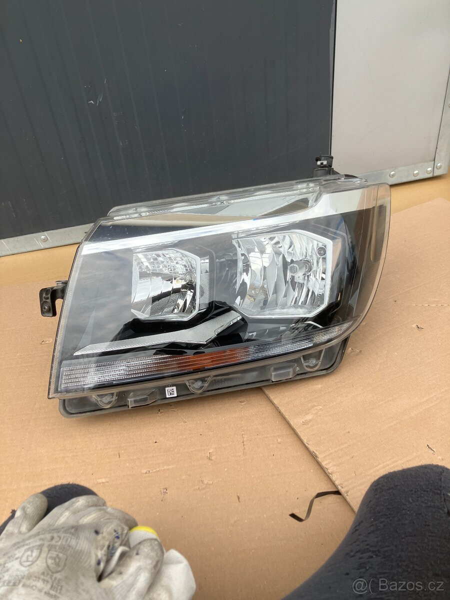 Predni leve svetlo vw crafter 17- levy - 2