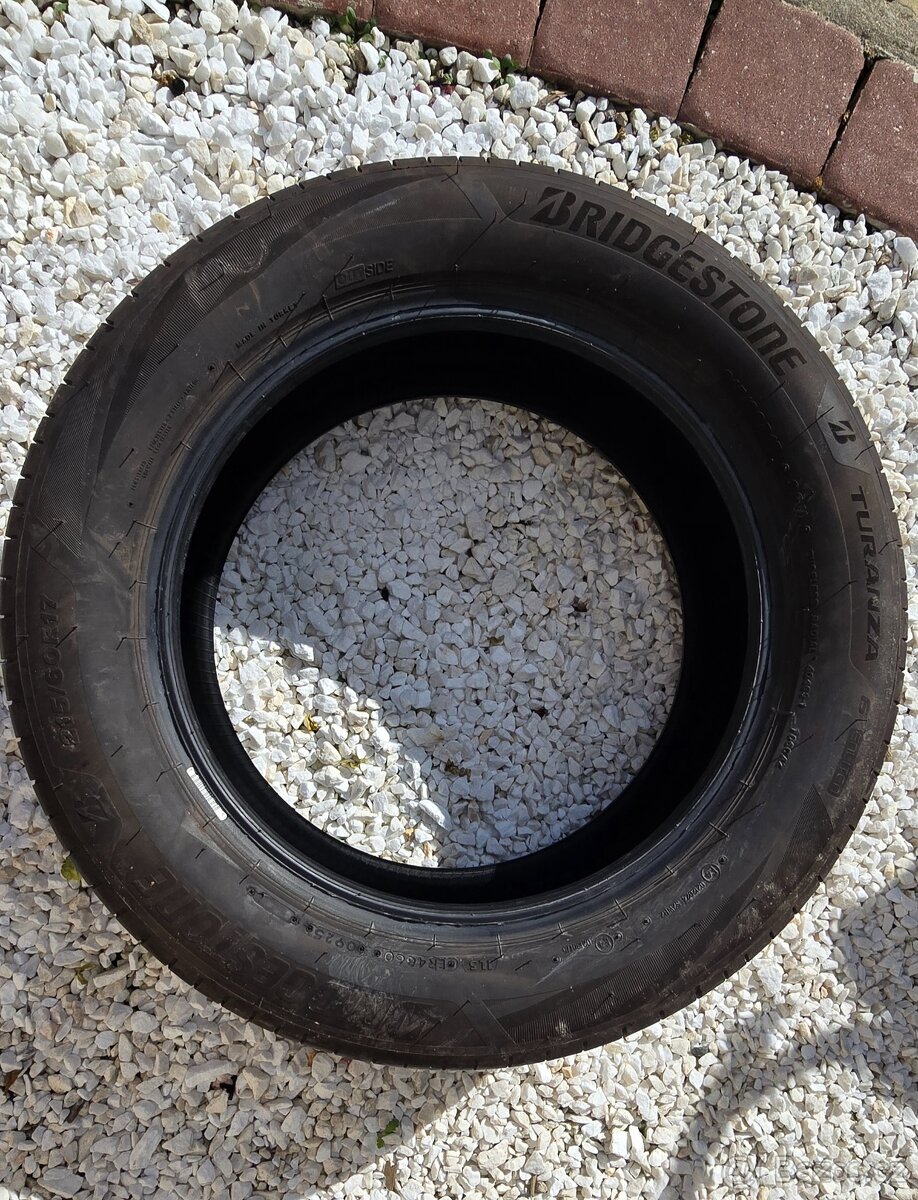 215 /60 R17 - 4ks letní pneu Bridgestone - 2