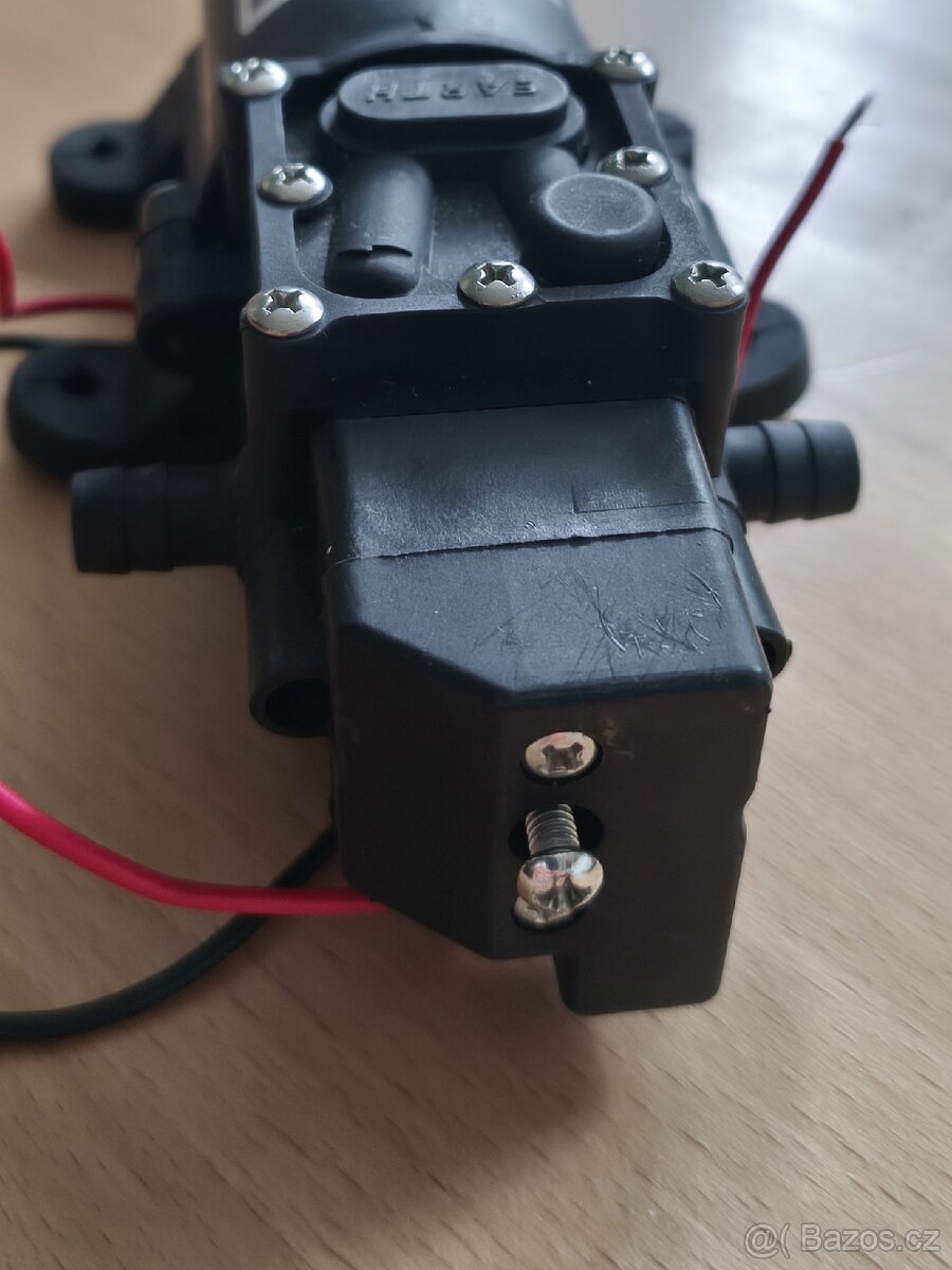 Vodní čerpadlo 12V - 2