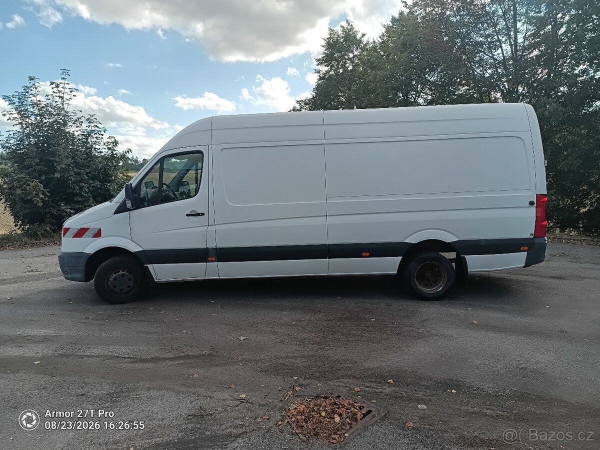 Volkswagen Crafter 2.0 TDI - 2