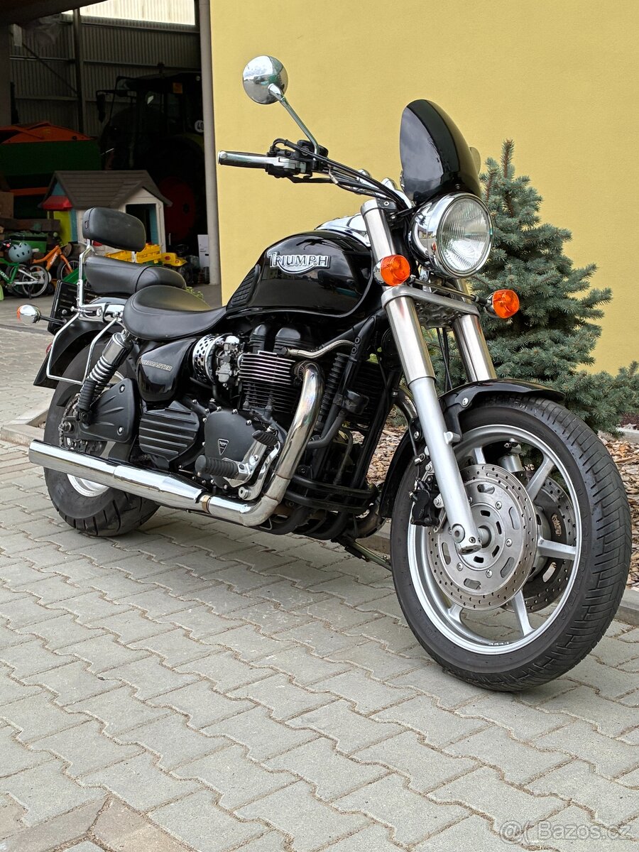 Triumph SPEEDMASTER - 2