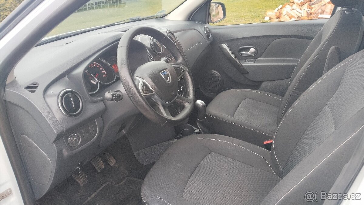 sandero 1,0i - 2