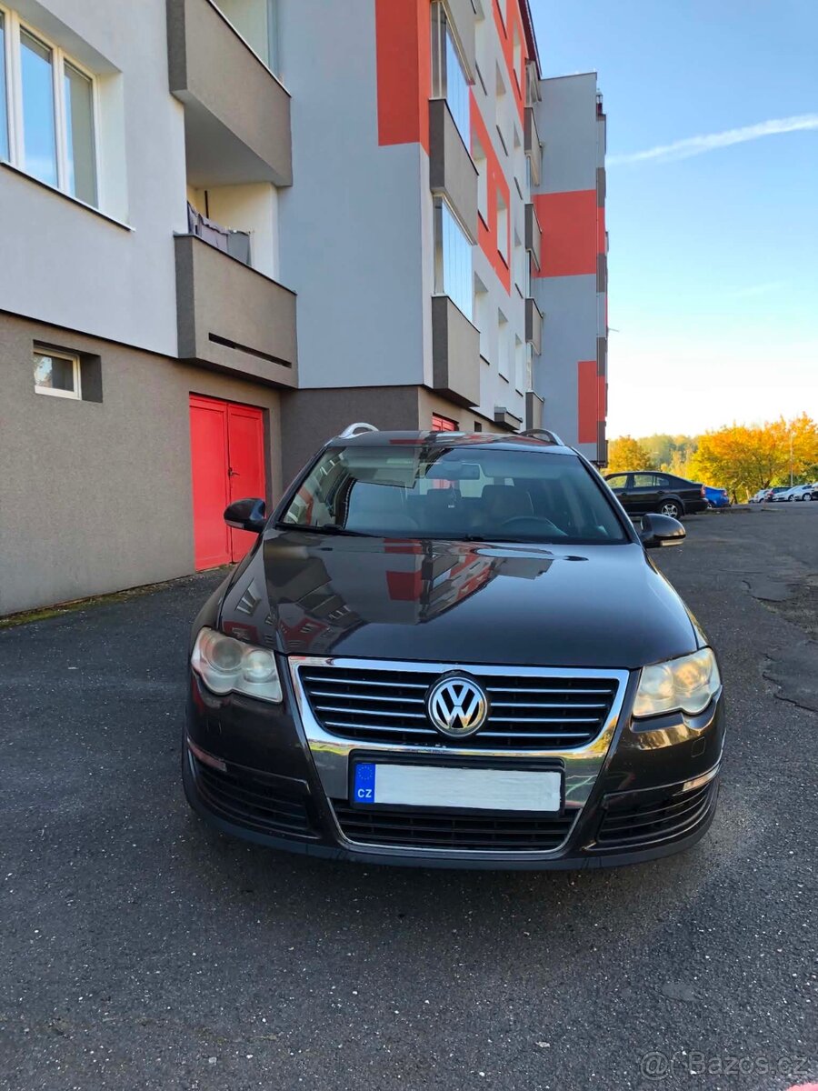Volkswagen Passat - 2