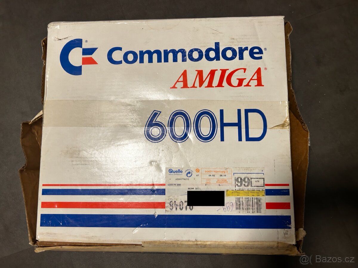Commodore Amiga 600HD + příslušenství, originální krabice - 2
