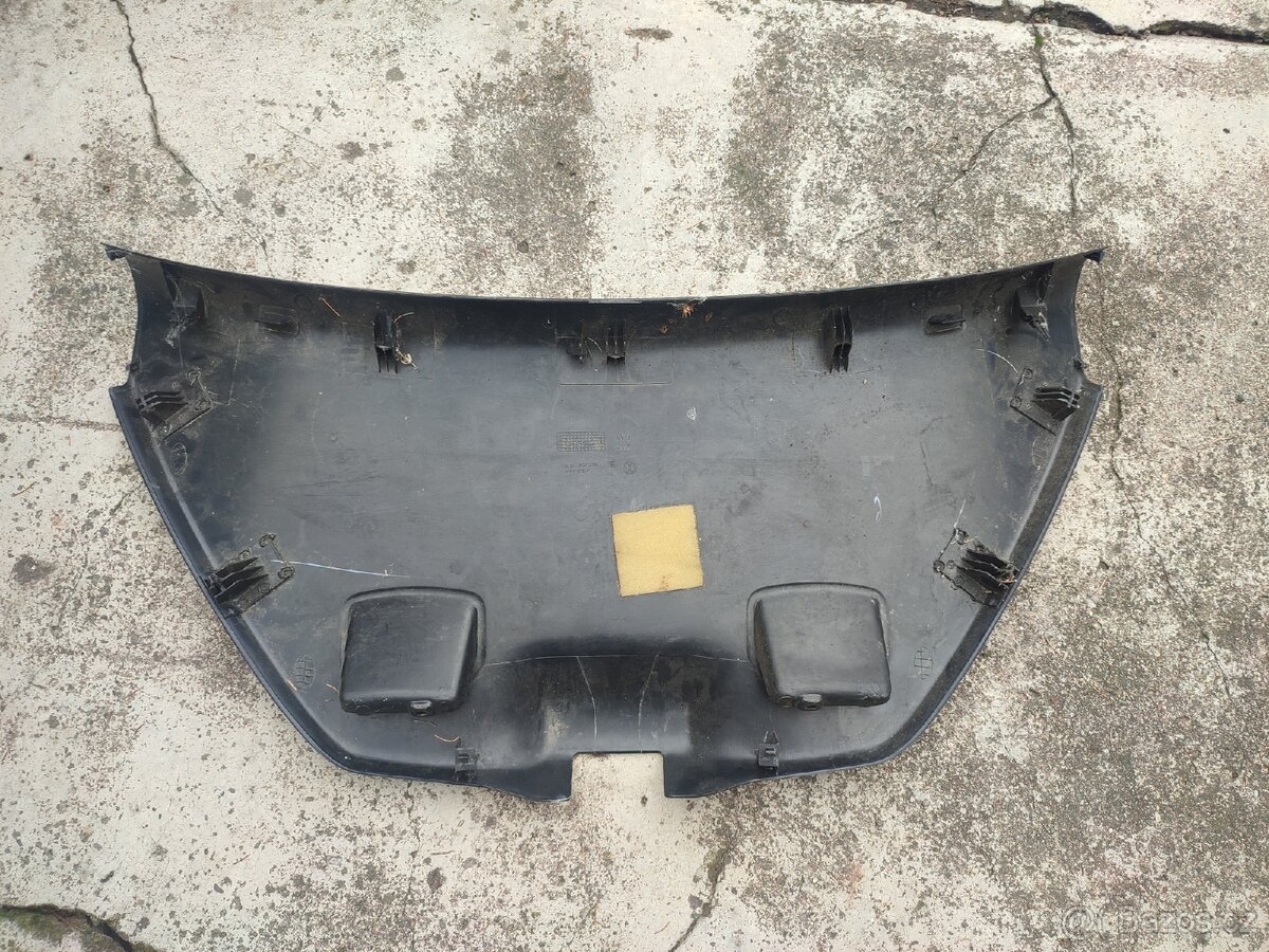 VW New Beetle zadní plato - 2