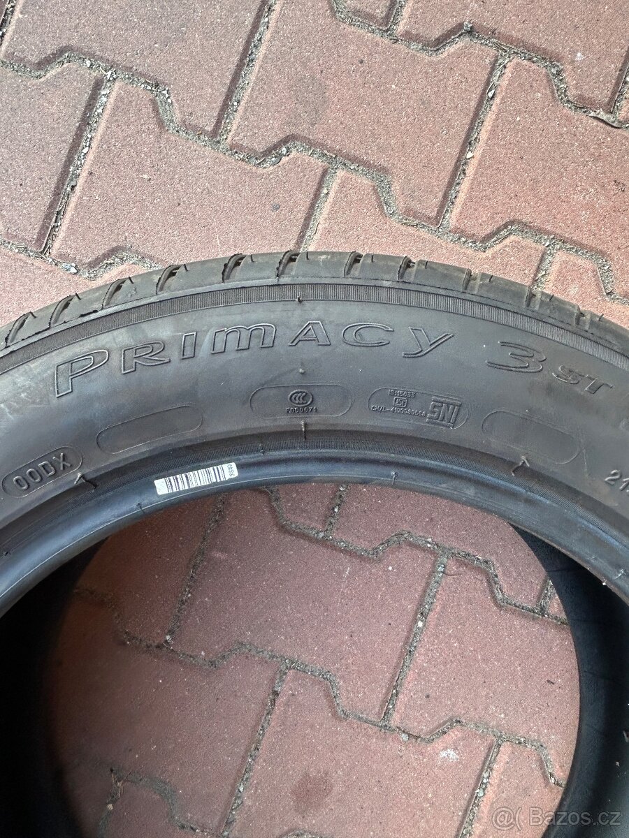 4 letní pneu Michelin 215/55 R17 Primacy 3St - 2