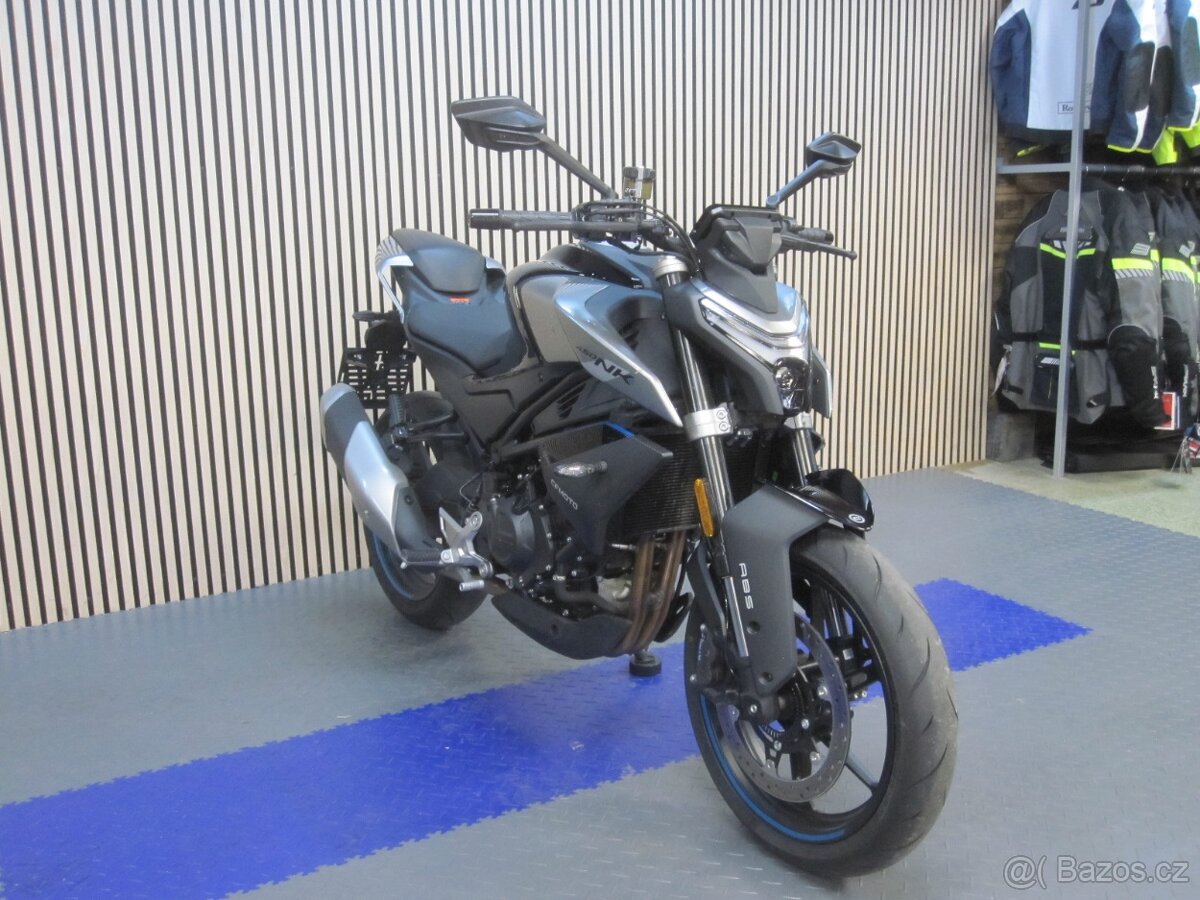 CFMOTO 450NK (předváděčka) - 2