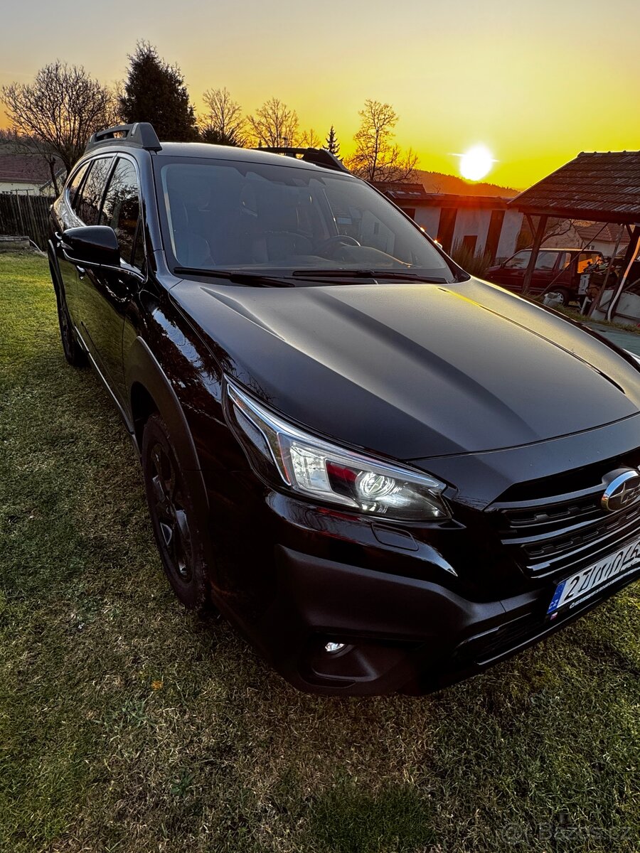 Subaru Outback Field 2.5i 124 kW – Black Editino. - 2