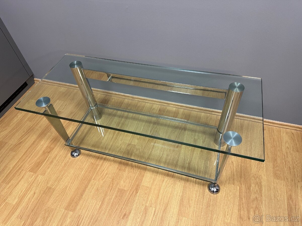 Skleněný konferenční stolek - 2