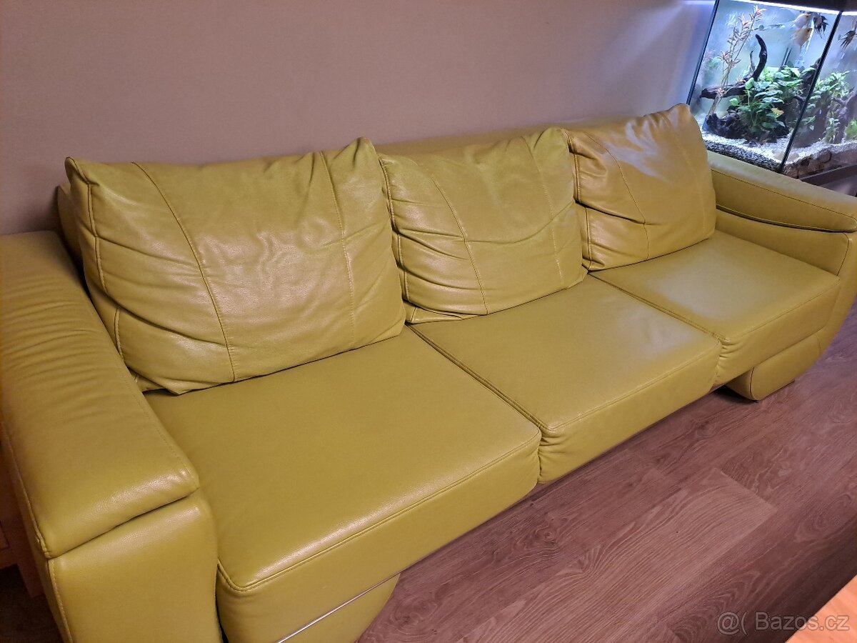 Rozkládaci koženková sedačka - 2