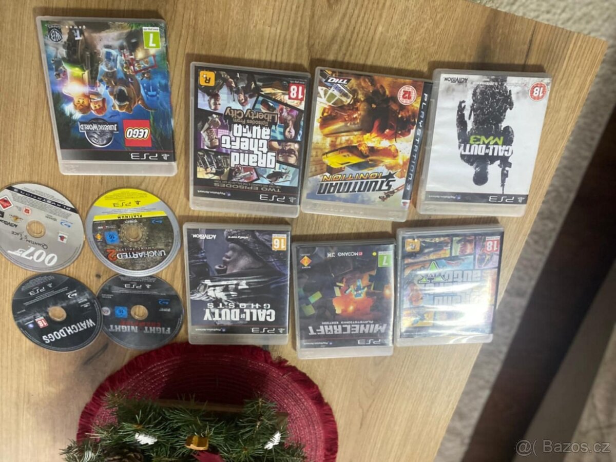 PlayStation 3 Super Slim - 2