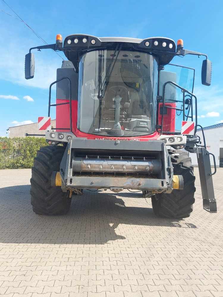 Sklízecí mlátička Massey Ferguson - MF 7370 Beta - 2