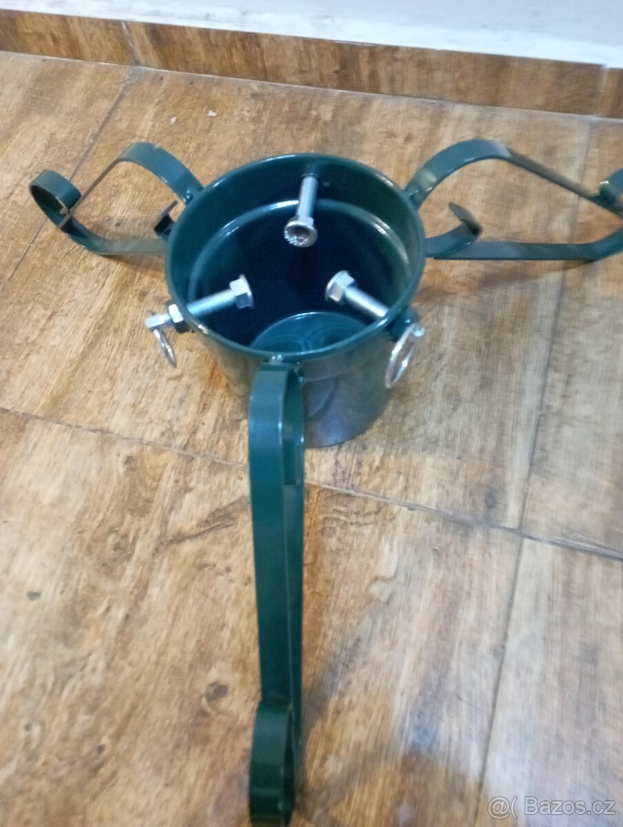 Stojan na stromek - 2