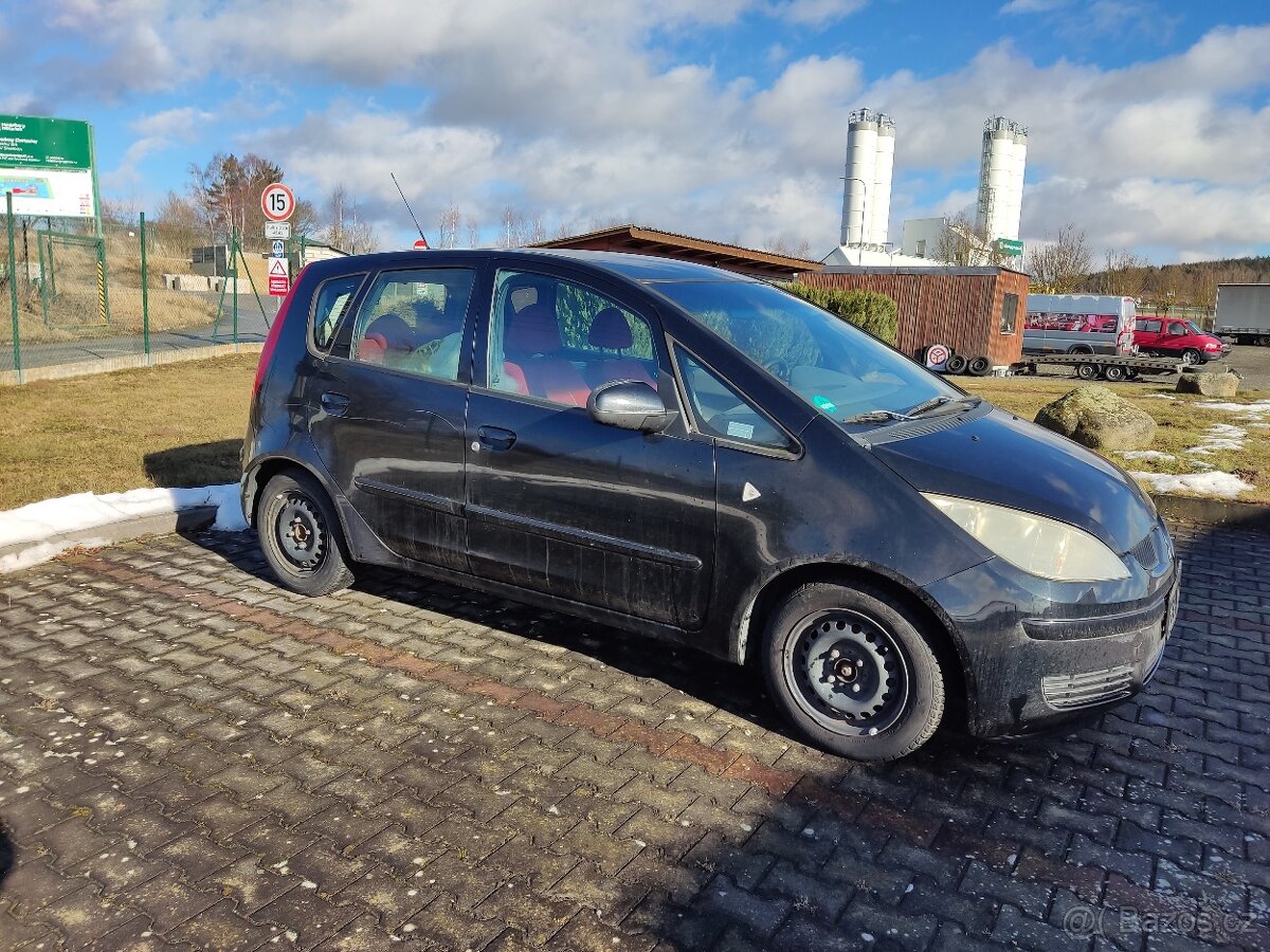 Mitsubishi Colt - 2