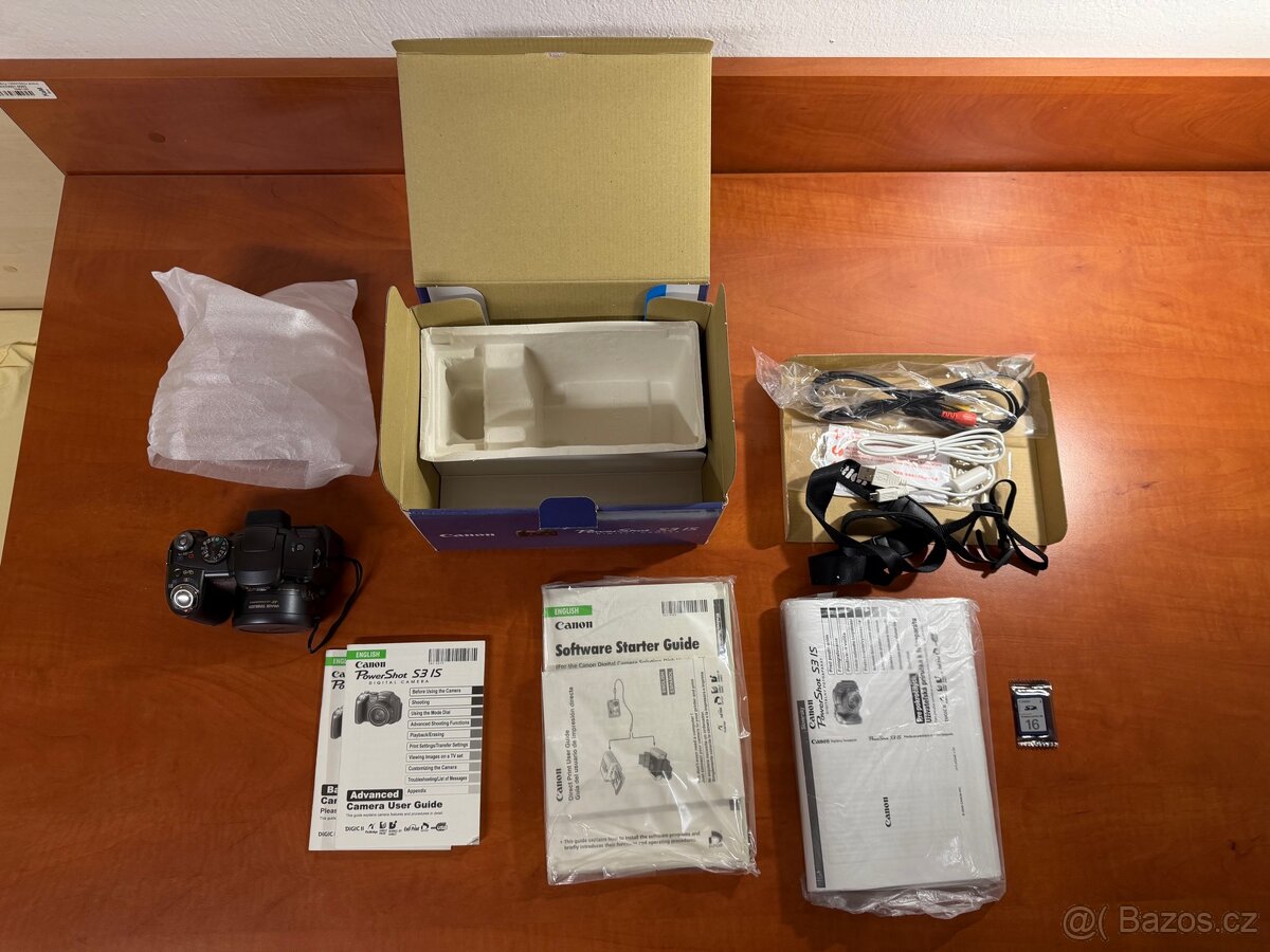 Canon PowerShot S3 IS - 2