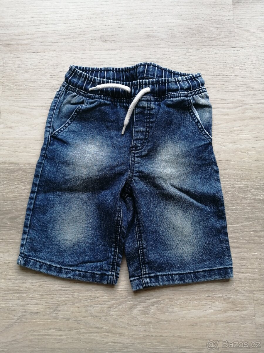 TRIČKA A KRAŤASY VEL. 7 - 8 LET - 2