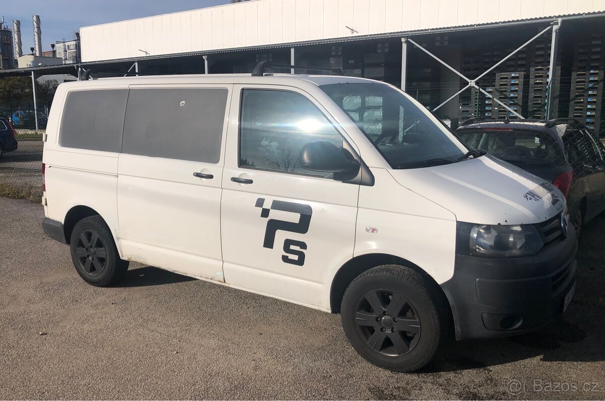 VW Transporter T5 - 2