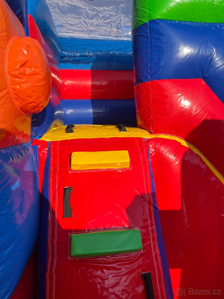 Skákací hrad lego - 2