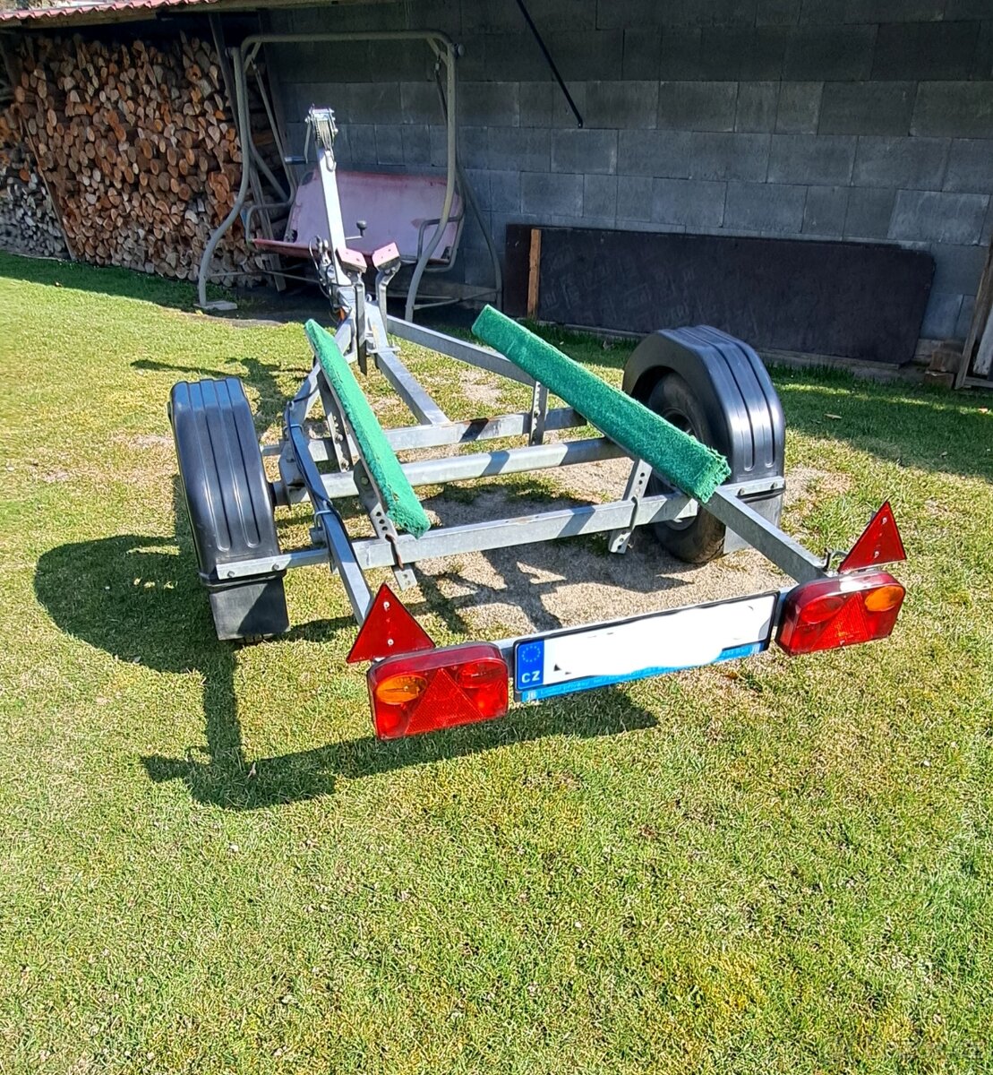 Vozík na vodní skútr - 2