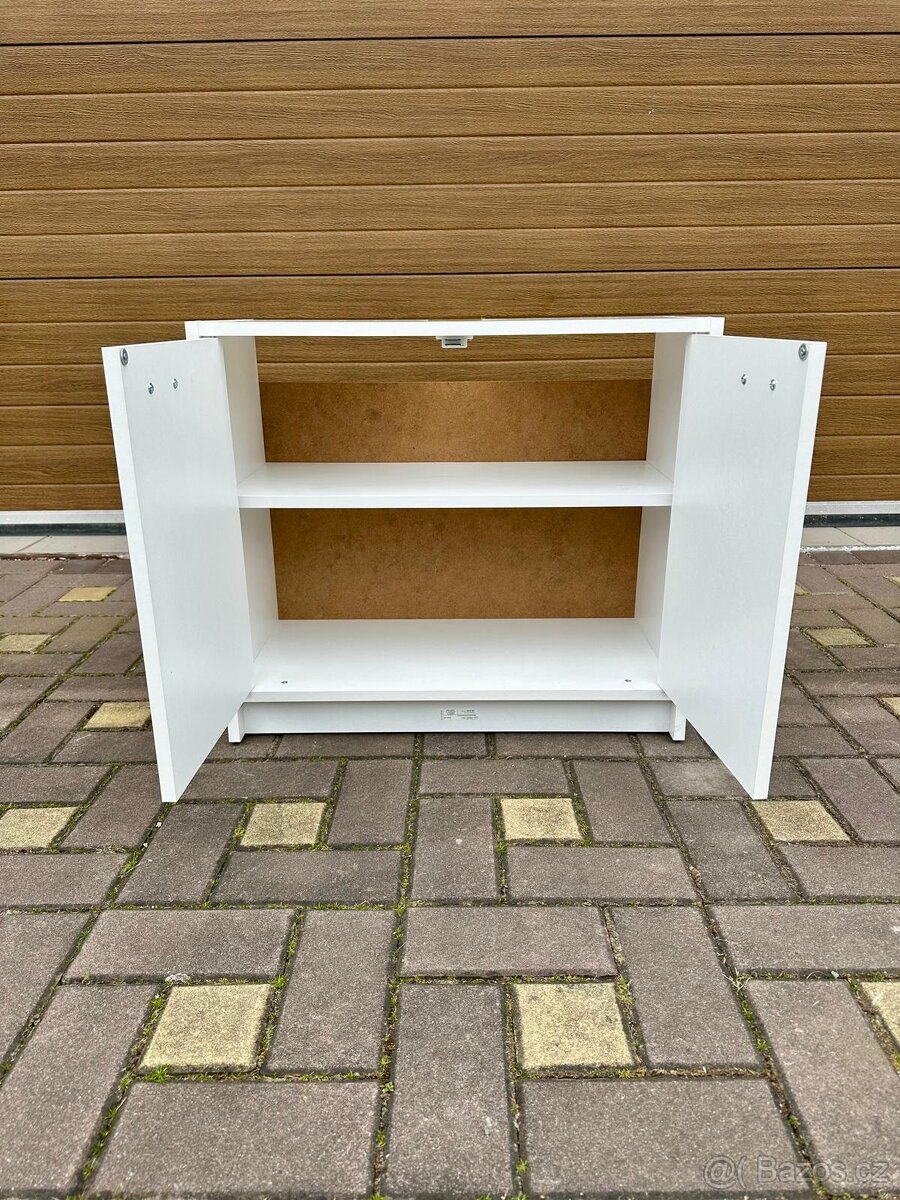 SKŘÍŇKA pod umyvadlo - 2