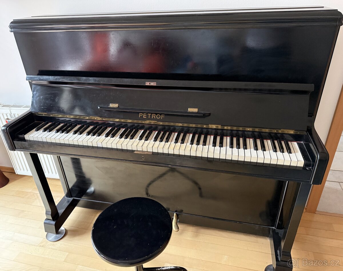Piano zn. Petrof - 2