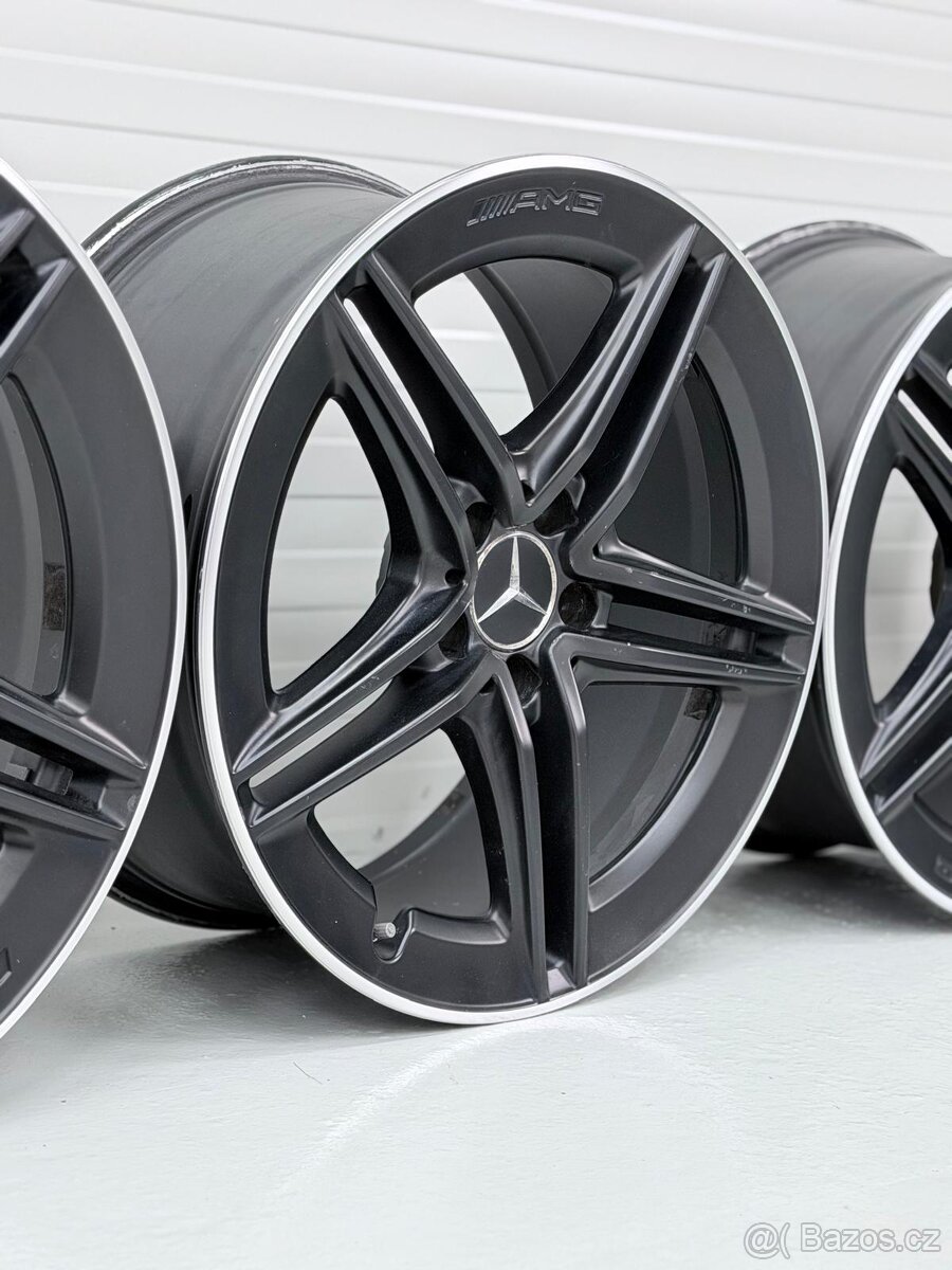 Originální litá kola Mercedes AMG R19 - 2