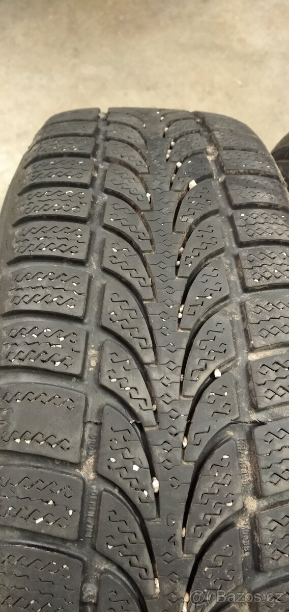 Zimní pneu 185/65 15 Nokian - 2