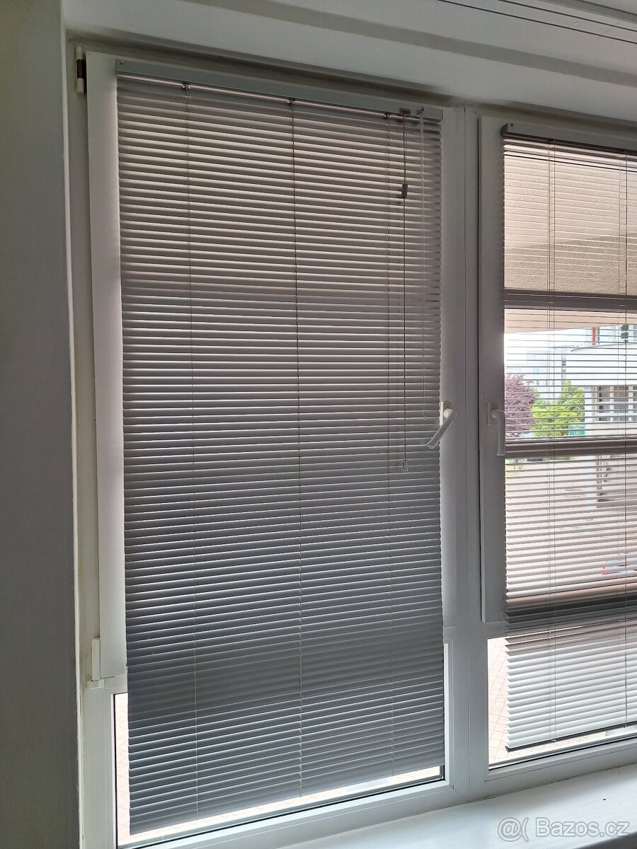 Zánovní žaluzie 80x150 - 2