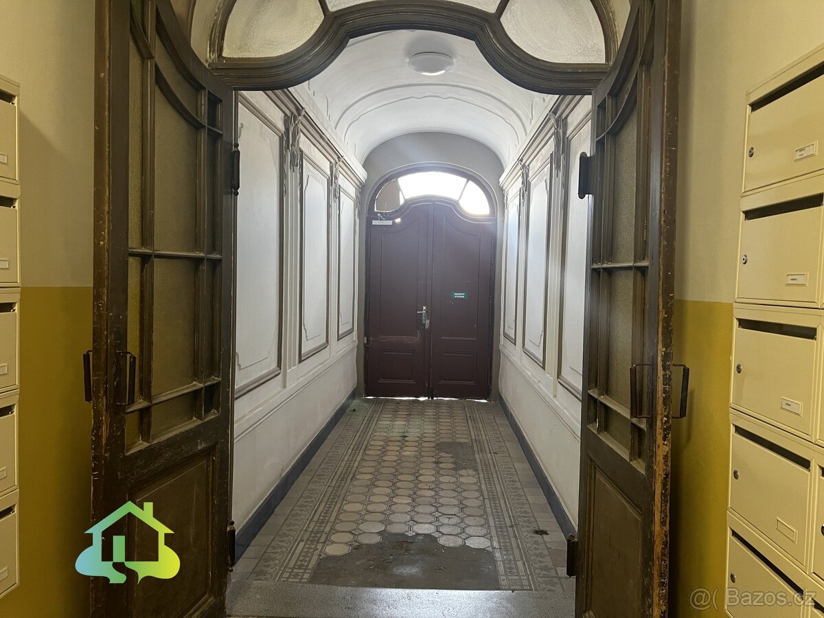 Pronájem skladových prostor 8,9 m² a 11,6 m² – Praha 4, Nusl - 2