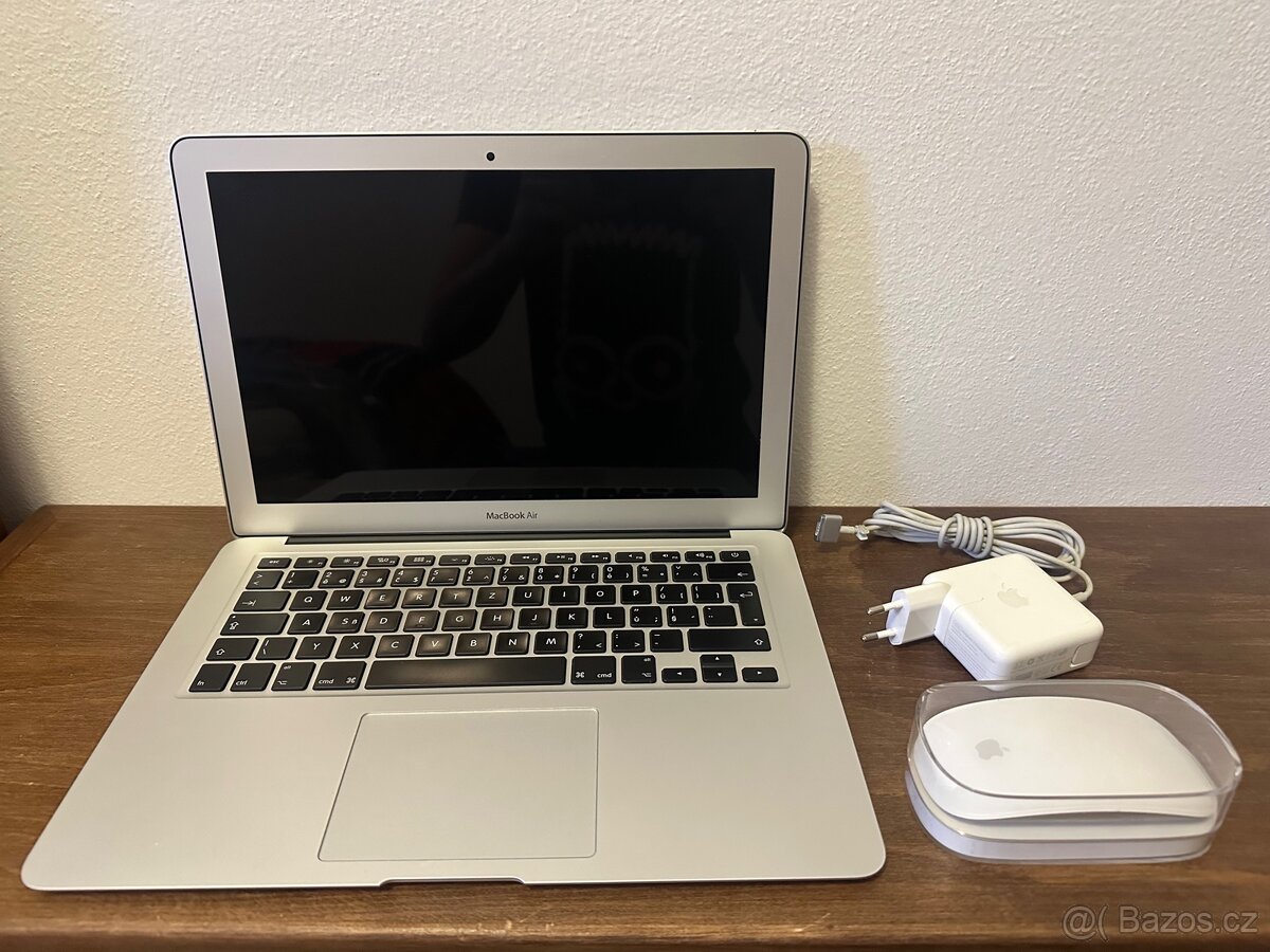 Apple MacBook Air 2017 13.3” i5 1.8/8GB/128GB + Magic Mouse - 2