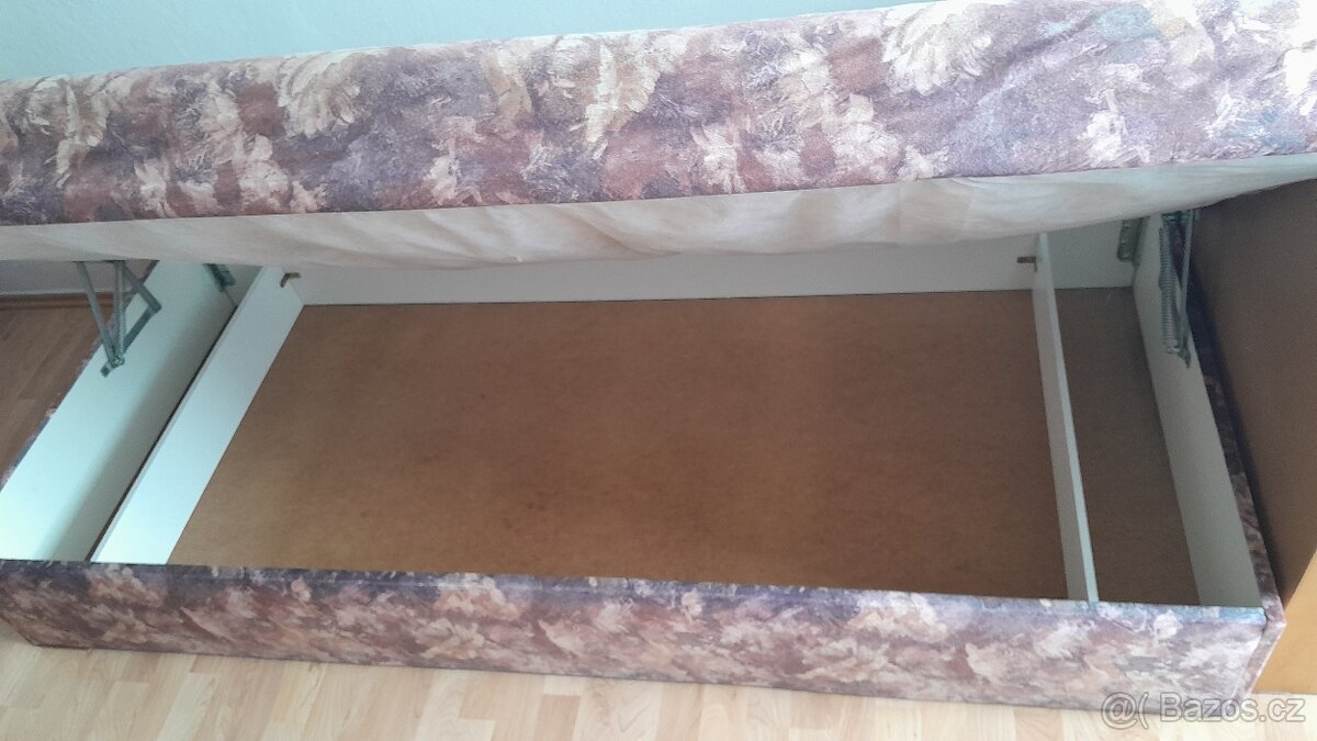 Postel, barva světle fialová, vzor květy, 200 x 90 x 41 - 2