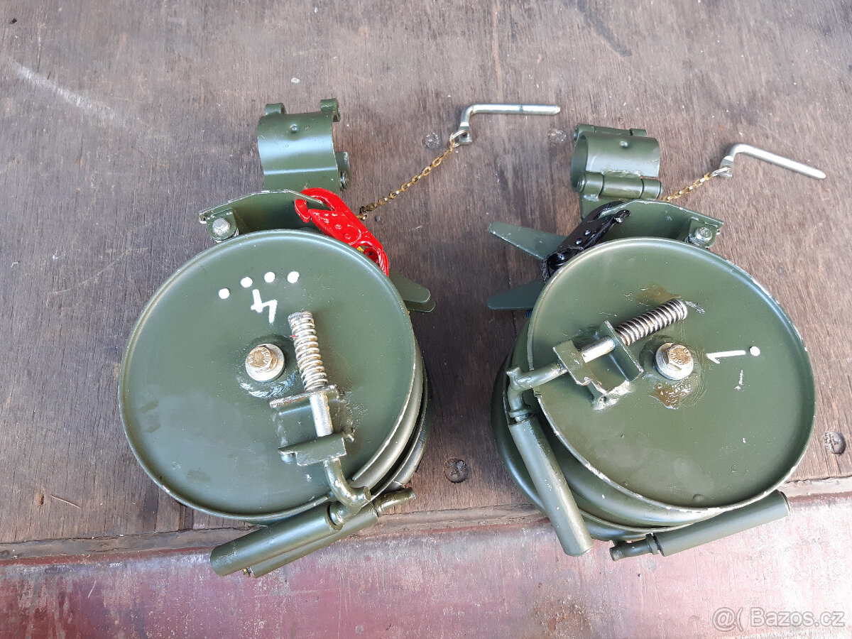 Ocelová lanka s kladkou k napnutí antény - 2