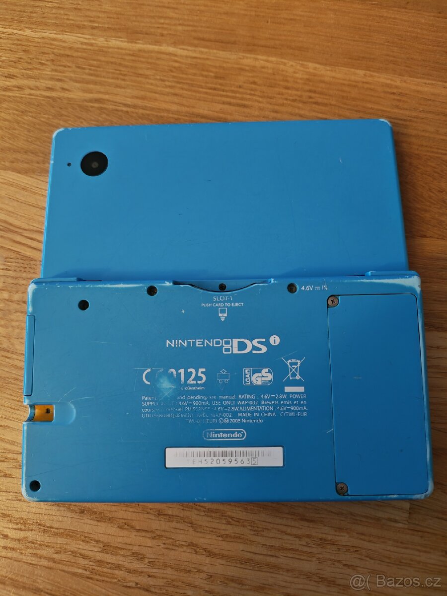 Nintendo DSi blue - 2