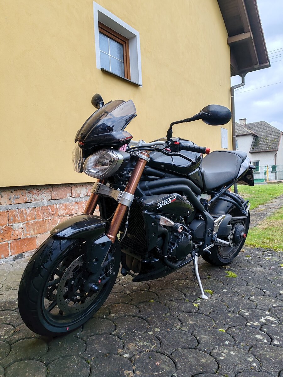 Triumph Speed triple 1050 - 2