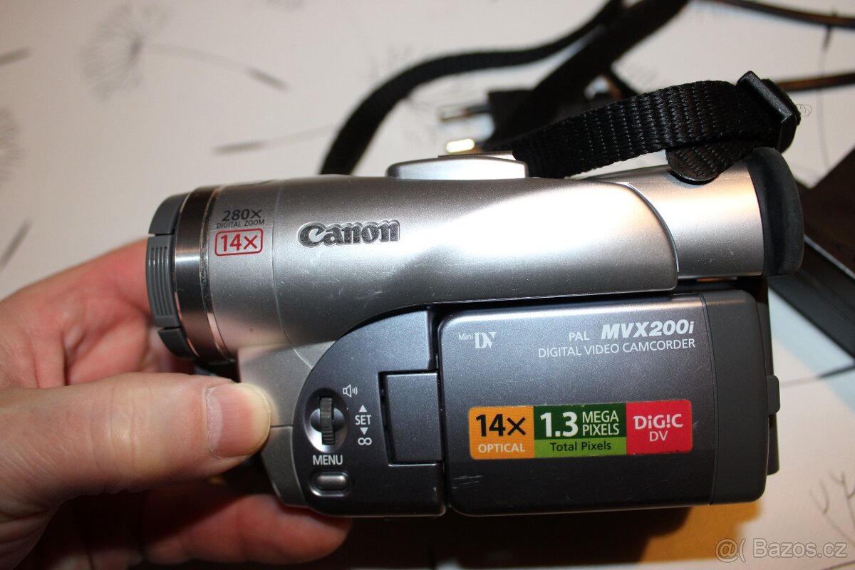 Kamera Canon MVX200i - 2