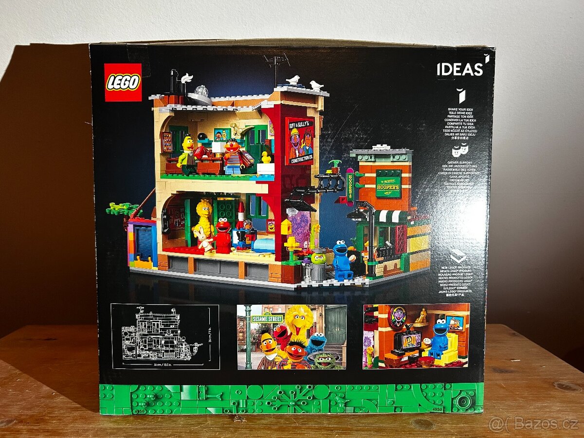 LEGO® Ideas 21324 Sesame Street - 2