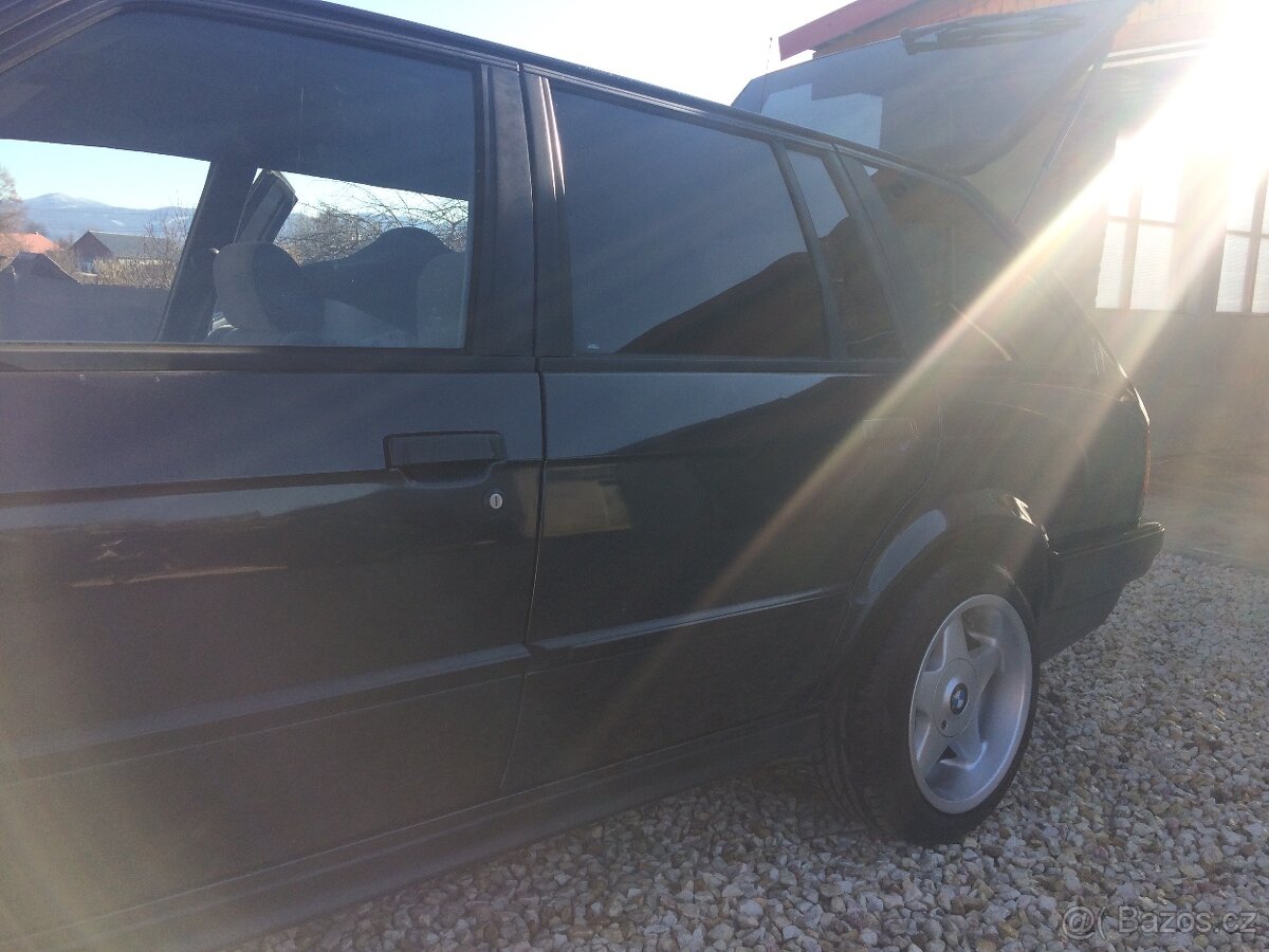 Bmw e30 touring - 2