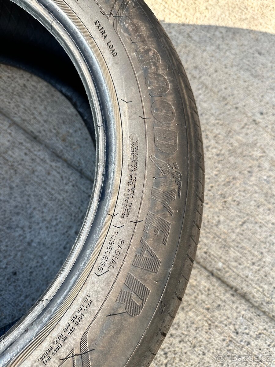 Letní pneu Goodyear 225/55/R17 - 2