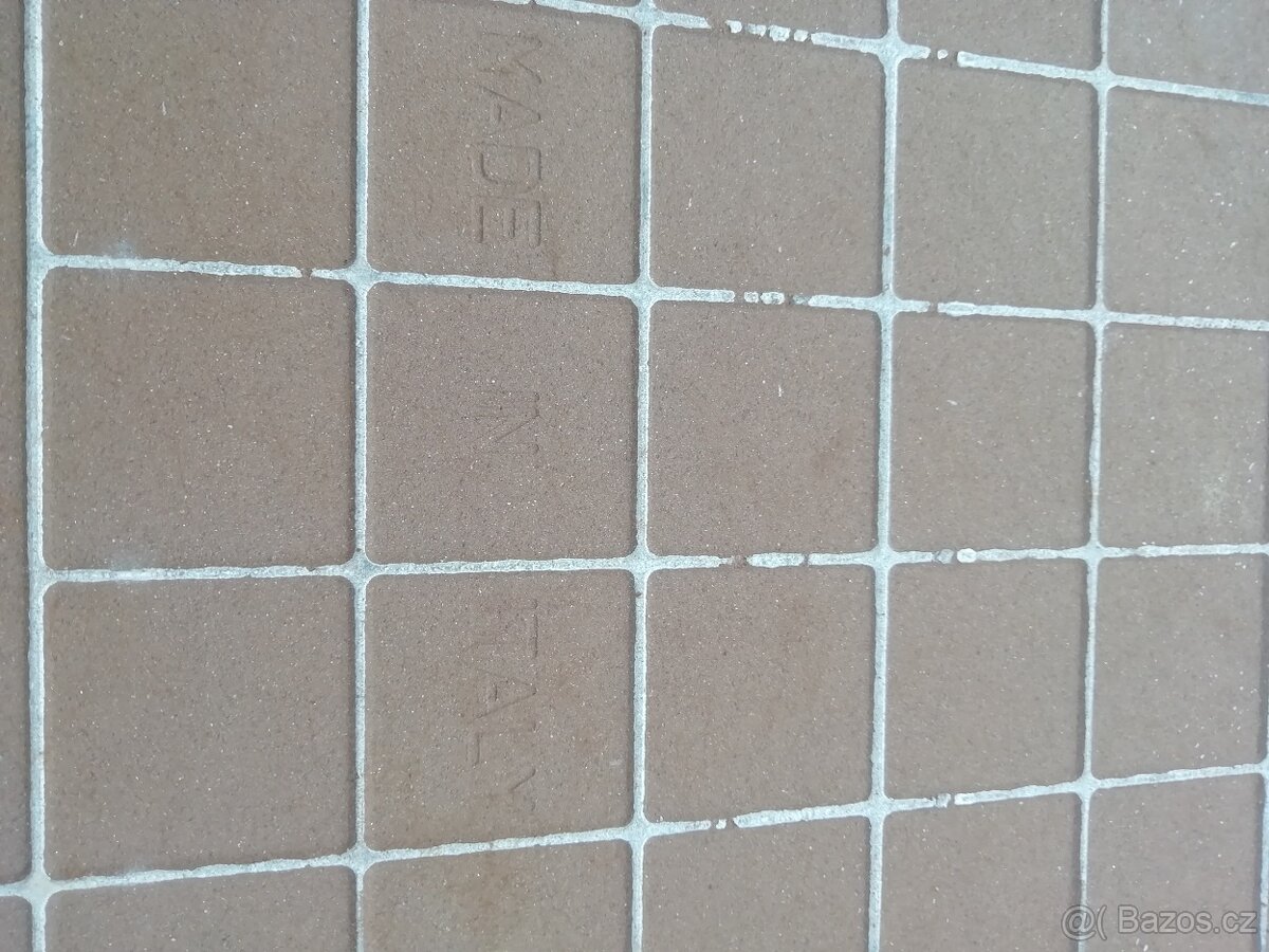 Vnitřní dlažba 7,5 m2 - 2