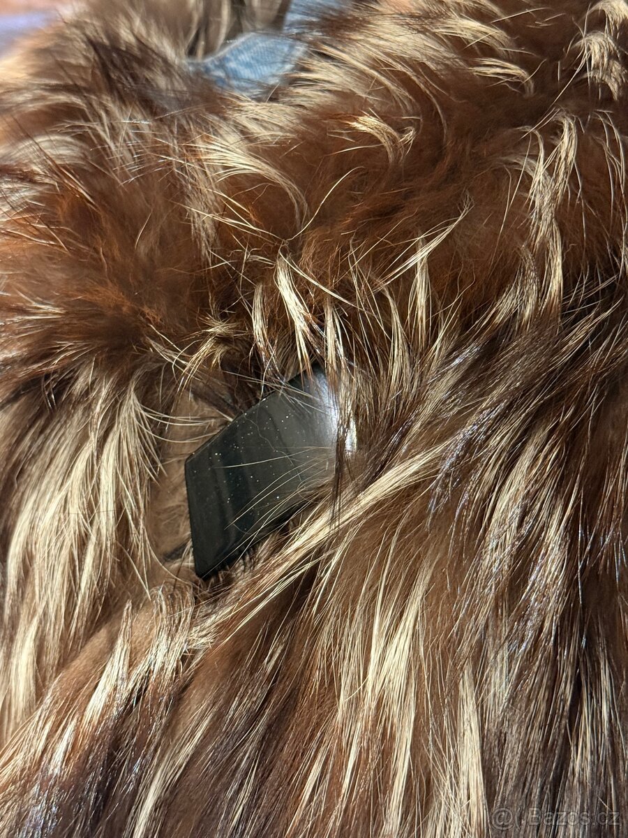 Vesta stříbrná liška - 2