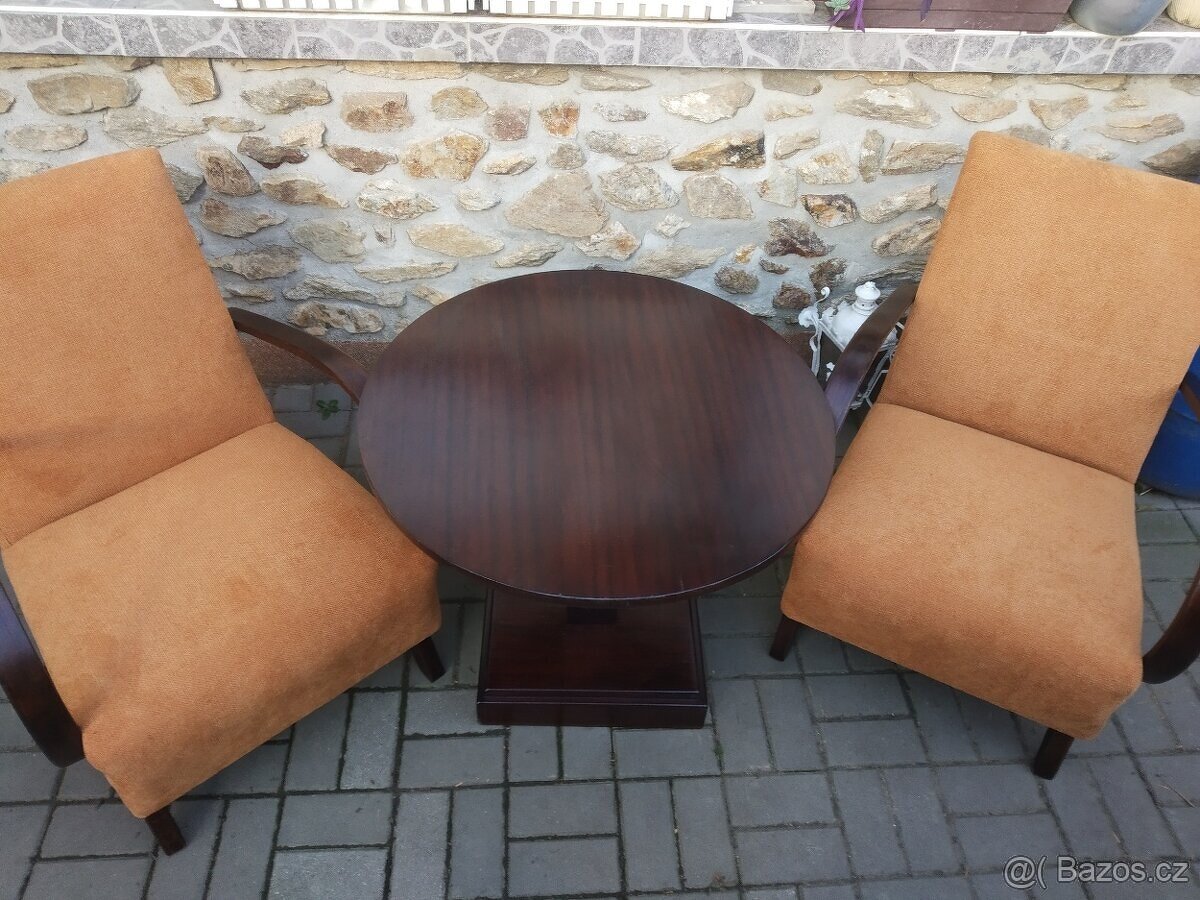 Křesla J.Halabala. - 2