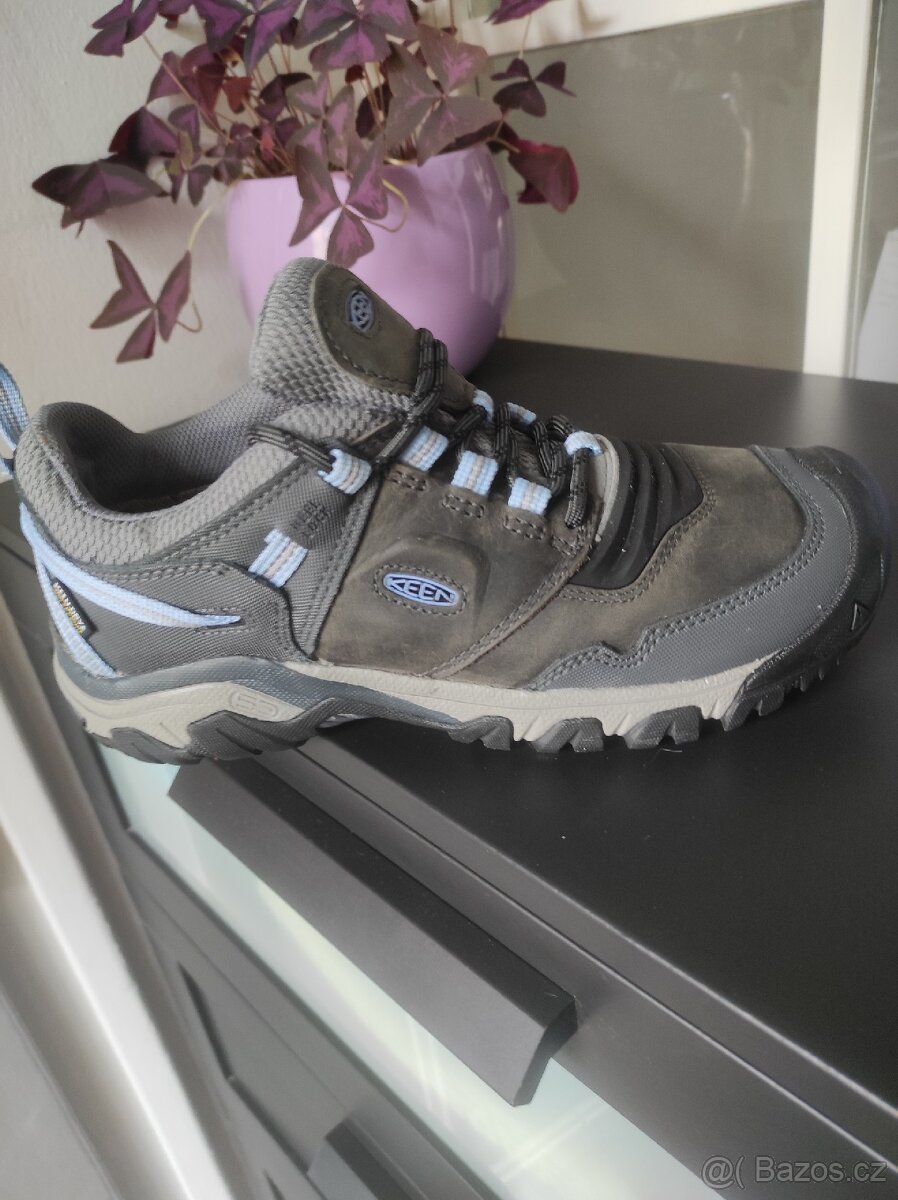 Boty Keen - 2